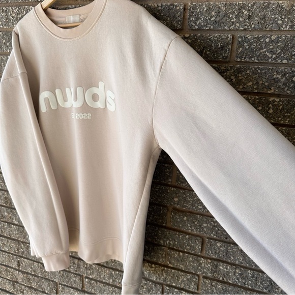 Women’s nuuds Birthday Edition Tan/Sand Long Sleeve Crewneck Sweatshirt Size XL - Picture 8 of 12